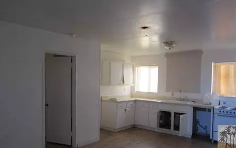 2673 Acoma Trl, Landers, CA 92285 photo 3