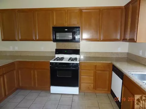 82945 Millay Ct, Indio, CA 92201 photo 5