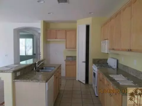 44352 Avenida Suarez, Indio, CA 92201 photo 4