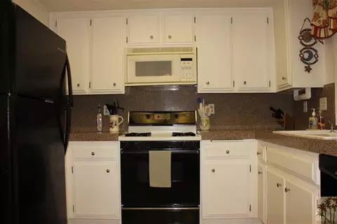 49072 Eisenhower Dr, Indio, CA 92201 photo 5