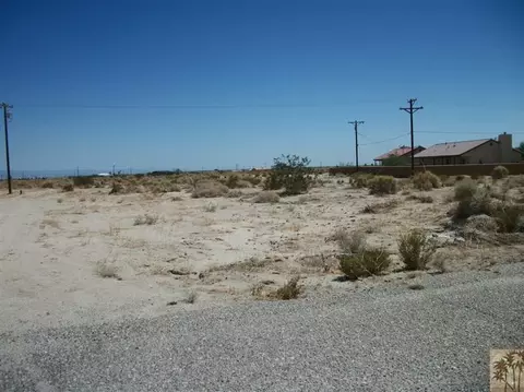 2282 Corona Ave, Salton City, CA 92274 photo 2