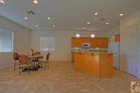 49796 Wayne St, Indio, CA 92201 photo 11