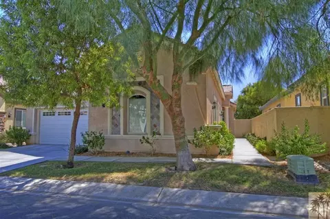 49796 Wayne St, Indio, CA 92201 photo 3