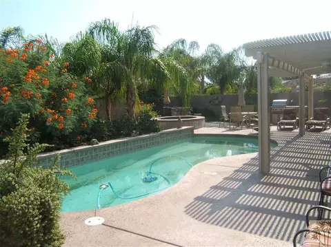 45660 Coldbrook Ln, La Quinta, CA 92253 photo 2