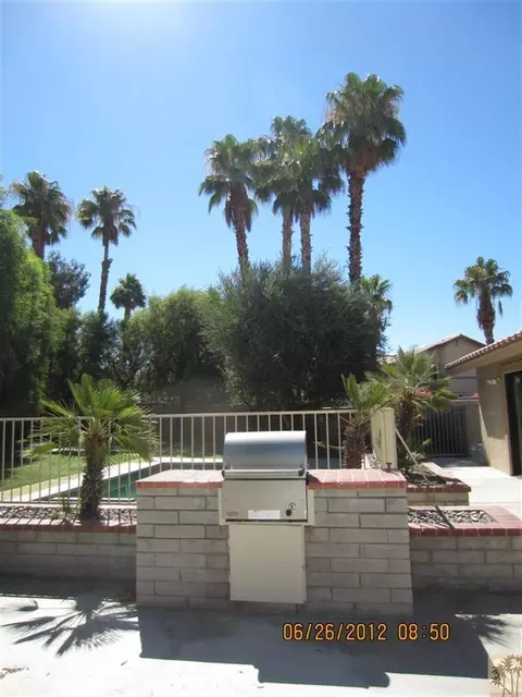 49010 Balada Ct, La Quinta, CA 92253 photo 3