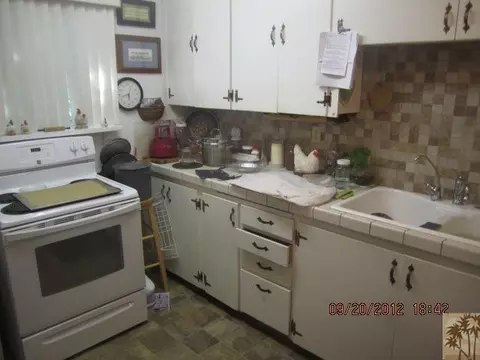 10490 8th Ave, Blythe, CA 92225 photo 2
