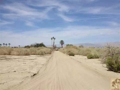 51752 Calhoun St, Indio, CA 92201 photo 1