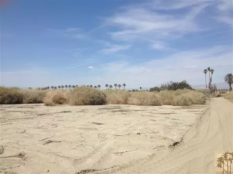 51752 Calhoun St, Indio, CA 92201 photo 4