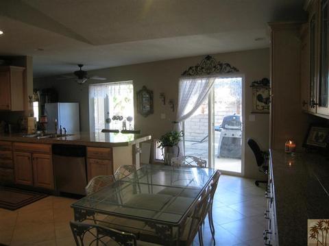 45548 Elm St, Indio, CA 92201 photo 2