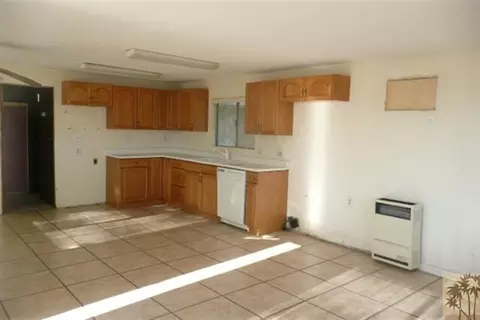56005 University Blvd, Landers, CA 92285 photo 4