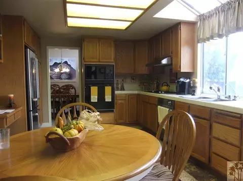 2955 Juniper Dr, Corona, CA 92882 photo 5