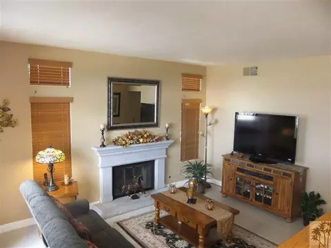 2955 Juniper Dr, Corona, CA 92882 photo 4