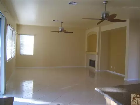 49851 Beatty St, Indio, CA 92201 photo 5