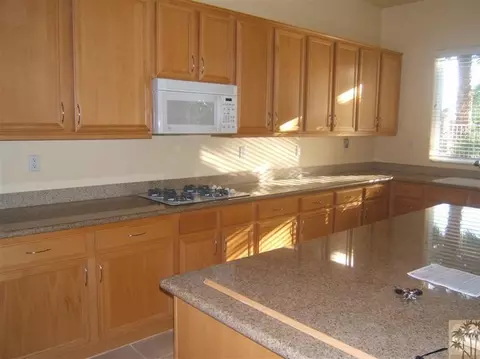 49851 Beatty St, Indio, CA 92201 photo 3