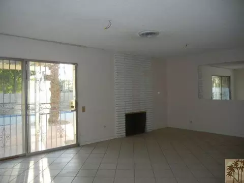 44678 Merlin Dr, Indio, CA 92201 photo 4