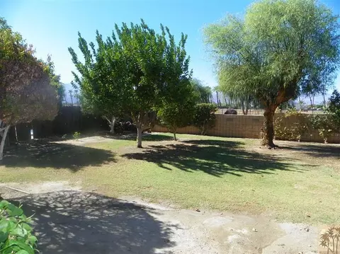 46641 Williamsburg St, Indio, CA 92201 photo 2
