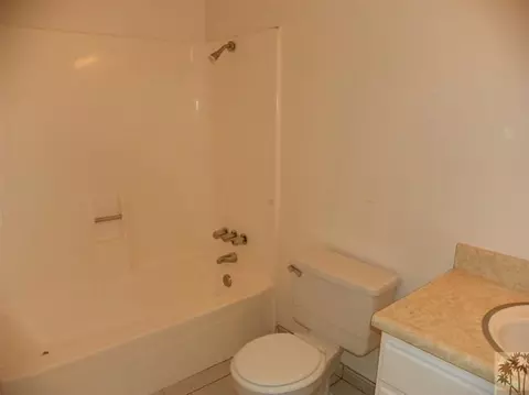 46641 Williamsburg St, Indio, CA 92201 photo 4