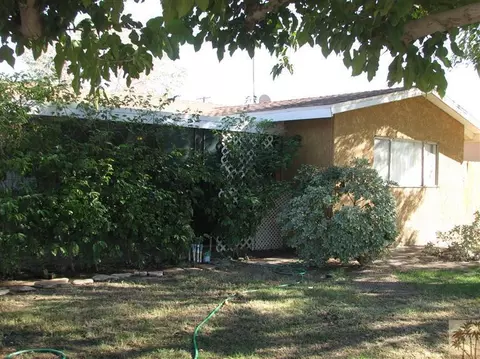 43752 Main St, Indio, CA 92201 photo 2