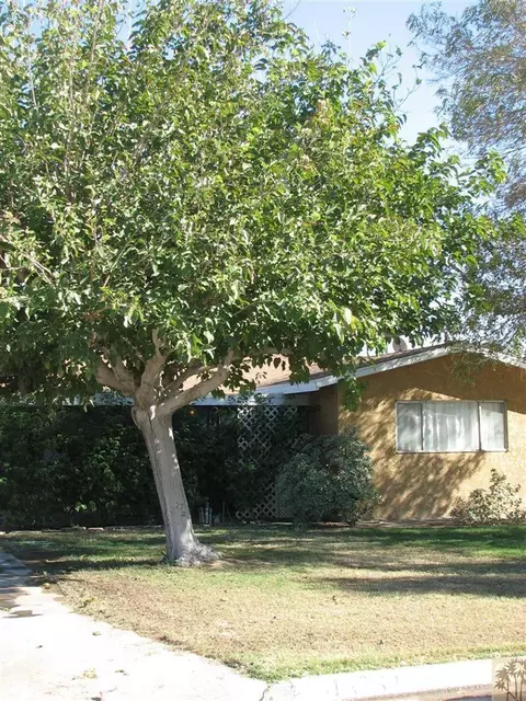 43752 Main St, Indio, CA 92201 photo 1