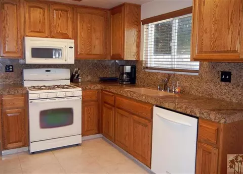 49035 Tango Ct, La Quinta, CA 92253 photo 7