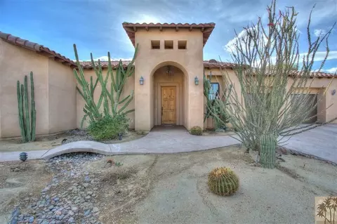 48505 Hepburn, Indio, CA 92201 photo 2