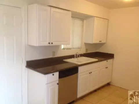 43713 Yucca St, Indio, CA 92201 photo 2