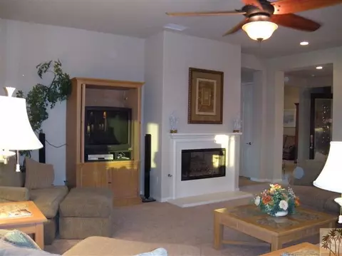 39567 Corte Chimborazo, Indio, CA 92203 photo 5
