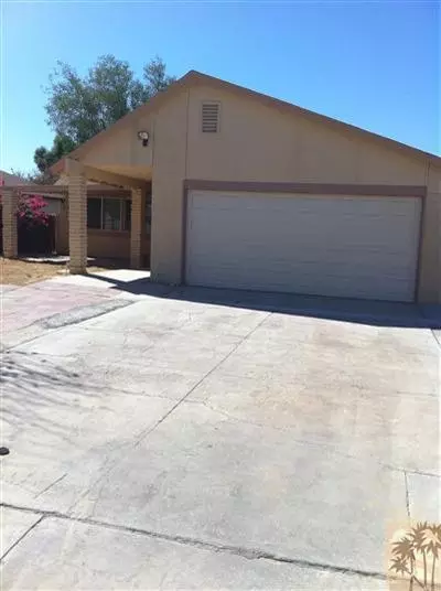 43374 Commanche St, Indio, CA 92203 photo 1