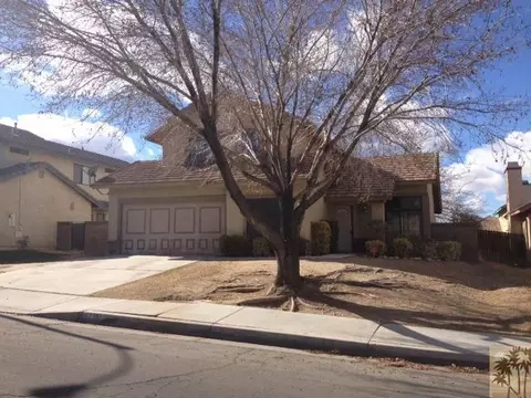 43301 32nd St W, Lancaster, CA 93536 photo 2