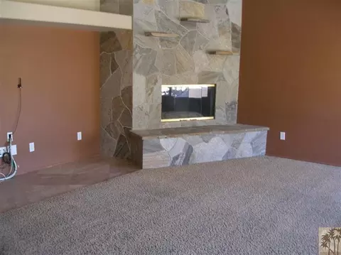 78860 Galaxy Dr, La Quinta, CA 92253 photo 2