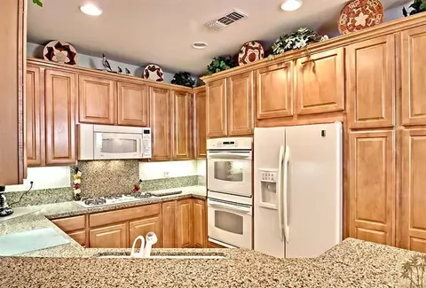 41543 Corte Jalisco, Indio, CA 92203 photo 9