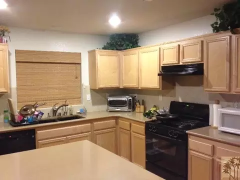 41128 Hanover St, Indio, CA 92203 photo 5