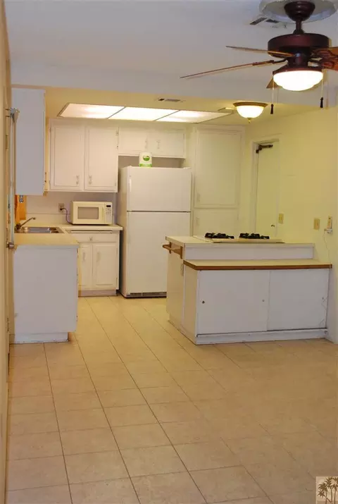 43910 Tracy Cir, Indio, CA 92201 photo 5