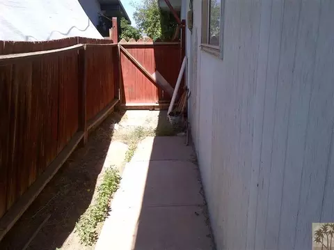 1541 Wensley Ave, El Centro, CA 92243 photo 15