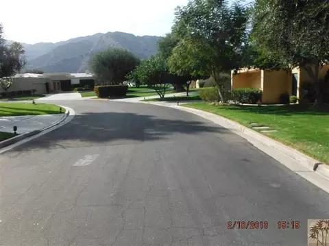 77966 Lago Dr, La Quinta, CA 92253 photo 6