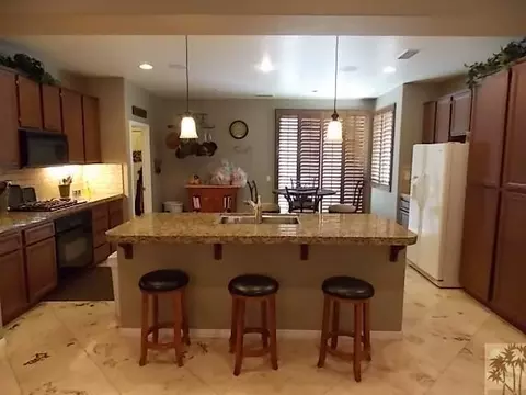 42257 Hideaway St, Indio, CA 92203 photo 3