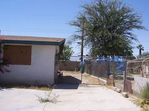 43553 Apache St, Indio, CA 92203 photo 4