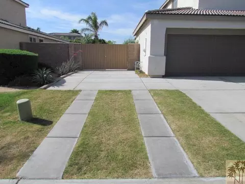 82579 Bari Ln, Indio, CA 92203 photo 4