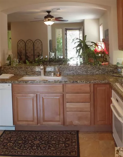 41521 Via Arleta, Indio, CA 92203 photo 8