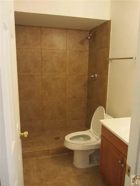82840 Davis Dr, Indio, CA 92201 photo 2