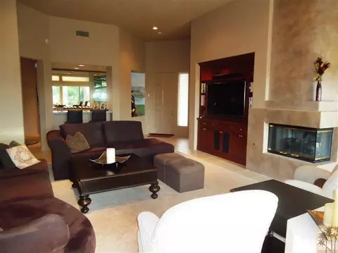 50820 Mango, La Quinta, CA 92253 photo 2