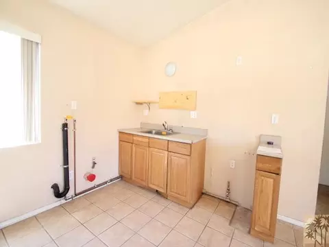 871 Pine Ln, Big Bear City, CA 92314 photo 5