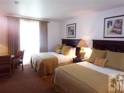 49448 Avenida Obregon, La Quinta, CA 92253 photo 5
