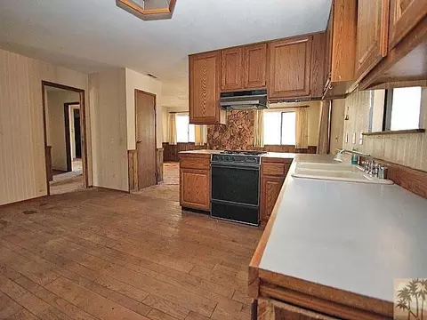 951 D Ln, Big Bear City, CA 92314 photo 6