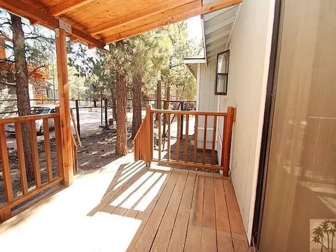 951 D Ln, Big Bear City, CA 92314 photo 7