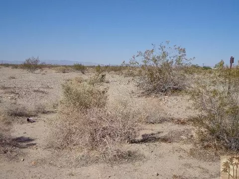 2571 Sea, Lite, CA 92274 photo 3