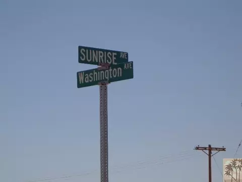 2050 Sunrise Dr, Thermal, CA 92274 photo 2