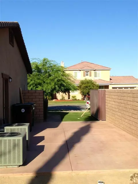43143 Fiore St, Indio, CA 92203 photo 12