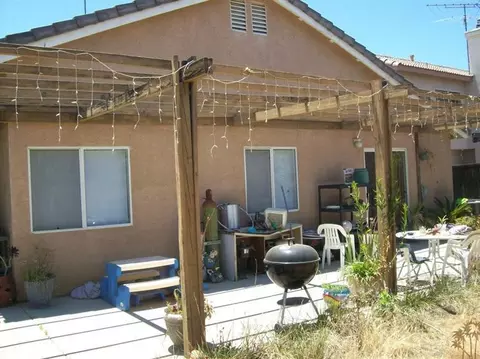 1376 Yukon Ave, Perris, CA 92571 photo 12