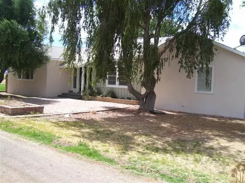 8701 Seeley Ave, Blythe, CA 92225 photo 2
